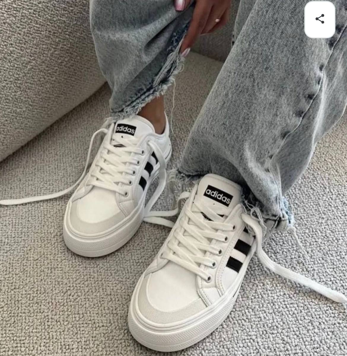 کفش اسپورت مدل سه خط