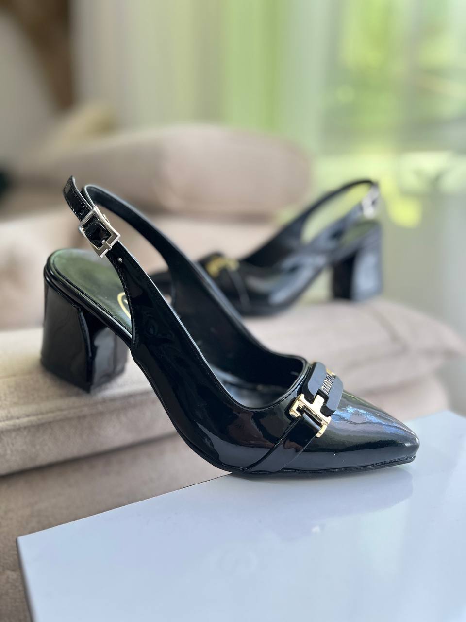 کفش زنانه پاشنه دار مدل دلسا